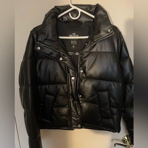 Leather puffer